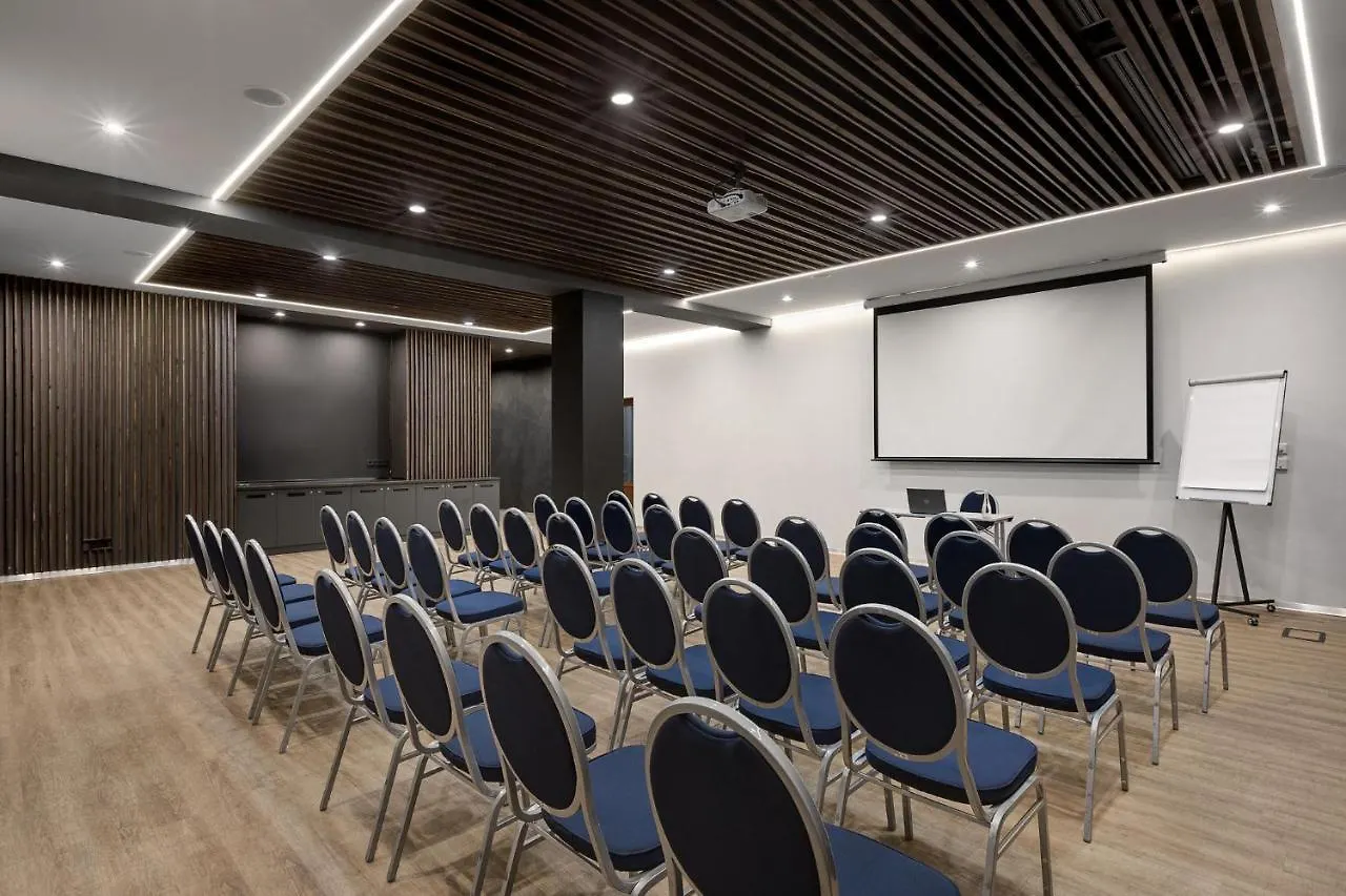 Onovo Dendra Hotel Kiev