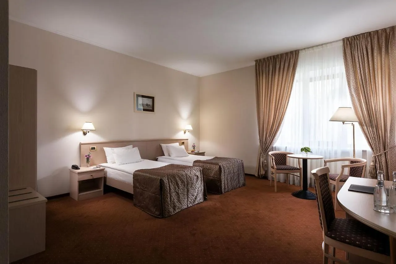 ****  Onovo Dendra Hotel Kiev Ucrania